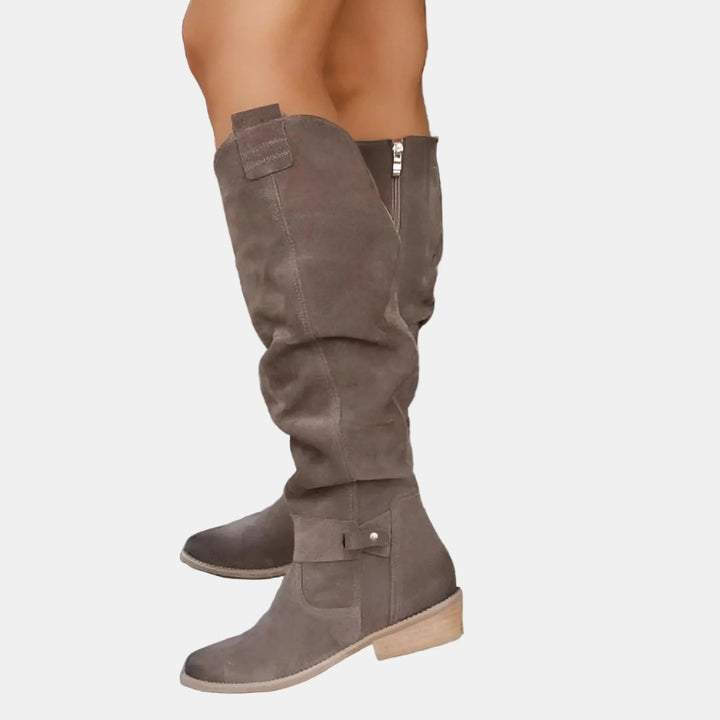Elvara | Suede Low-Heeled Boots
